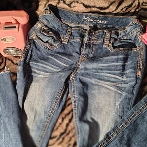 Ariya Light Blue Cropped Jeans